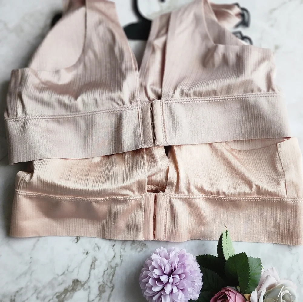 2 Pack Vince Camuto Bras, Sexy Push Up Wireless Free, Size L, NWT